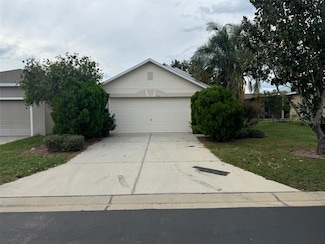 2796 Whispering Trails Dr, Winter Haven, FL 33884