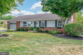 20 Debra Ln, Lancaster, PA 17602