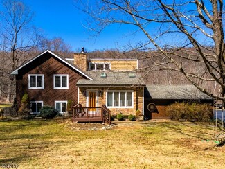 1811 County Rd 565, Sussex, NJ 07461