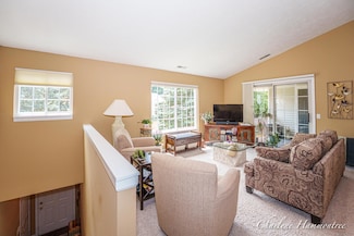 205 Hunters Ln NE Unit 23, Rockford, MI 49341