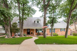 1712 Cripple Creek Dr, Irving, TX 75061