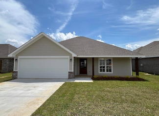 78 E Bartlet Way, Hattiesburg, MS 39402