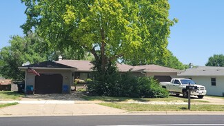 910 W Spring St Unit 12, South Elgin, IL 60177