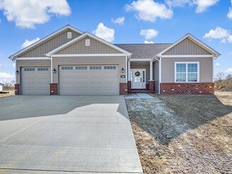 808 Weller Ct, Waterloo, IL 62298