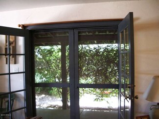 30740 S Vagabond Trail, Congress, AZ 85332