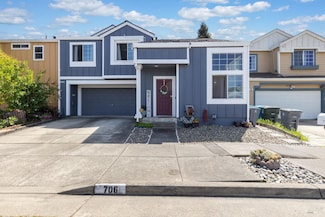 706 Powderhorn Ave, Santa Rosa, CA 95407