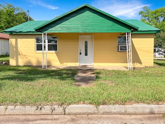 802 Yellow Town Rd, Waynesboro, GA 30830
