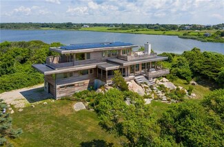 126 Round Pond Rd, Little Compton, RI 02837