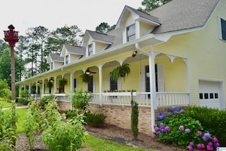 104 Carriage Hills Dr, Gadsden, AL 35903