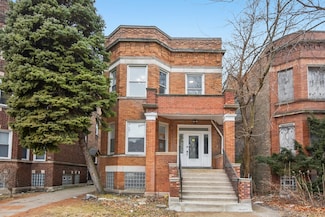 7734 S Saginaw Ave, Chicago, IL 60649