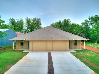 1823 Rutgers Ave, Guthrie, OK 73044