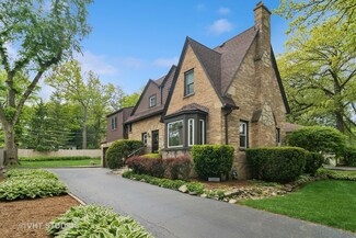 625 Greenbriar Ln, Lake Forest, IL 60045
