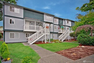8823 Holly Dr Unit J204, Everett, WA 98208