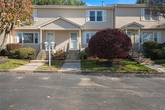 10 Bateman Ave Unit C3, Cranston, RI 02920