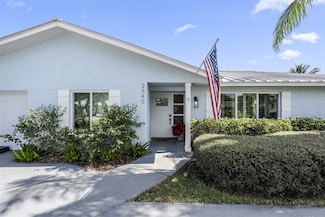 2540 SW 14th St, Boynton Beach, FL 33426
