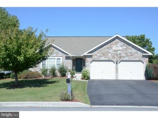112 Quarry View Dr, Morgantown, PA 19543