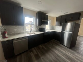 287 Orange St, Newark, NJ 07103