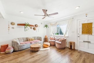 153 Del Mar Shores Terrace, Solana Beach, CA 92075