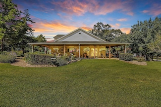 235 Caravella Ct, Livingston, TX 77351