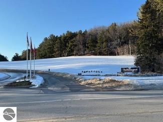 39 Brook Hill Cottages, Glen Arbor, MI 49636