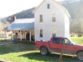 889 Colflesh Rd, Confluence, PA 15424