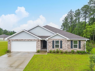 10519 Willow Leaf Dr, Gulfport, MS 39503
