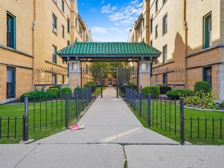2332.5 N Spaulding Ave Unit 1A, Chicago, IL 60647