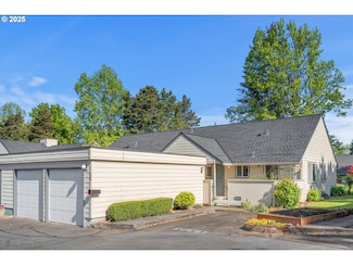110 NE Vlg Squire Ave Unit 12, Gresham, OR 97030