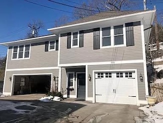 555 Grand Hill, Saint Paul, MN 55102