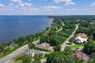 3060 Pelican Ln, Pensacola, FL 32514