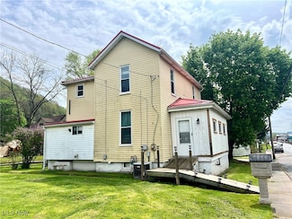 510 N Chester St, New Cumberland, WV 26047