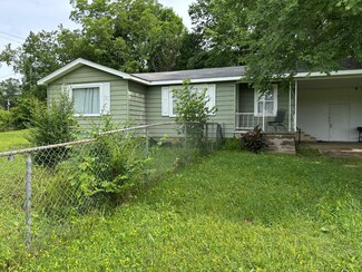 178 W Elm St, Ratcliff, AR 72951