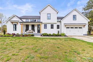211 Killian Rd, Stanley, NC 28164