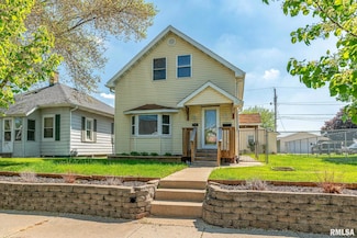 732 26th St, East Moline, IL 61244