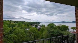 16 Rockledge Ave Unit 5B1, Ossining, NY 10562