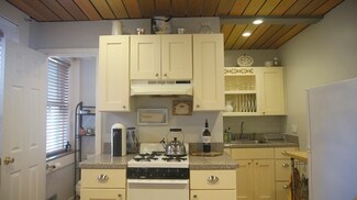 10 Henchman St Unit 3M, Boston, MA 02113