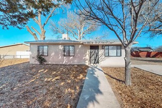 4601 Glendale Place NW, Albuquerque, NM 87105
