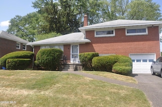 121 Ramsey Place, Albany, NY 12209