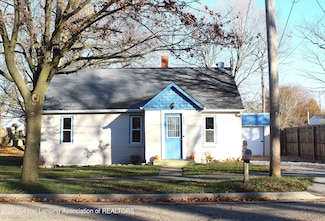 809 Warren Ave, Charlotte, MI 48813