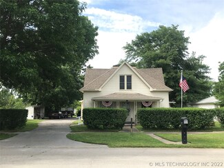 218 E Detroit St, Broken Arrow, OK 74012