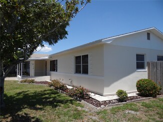 1363 62nd Ave N, Saint Petersburg, FL 33702