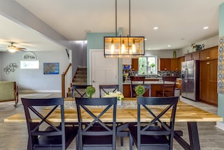 1261 Tara Dr, Sun Prairie, WI 53590