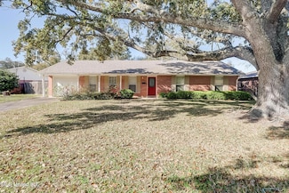 1736 Thomas Jefferson Dr, Biloxi, MS 39531