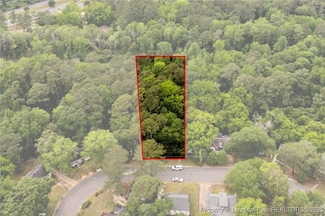 245 Windsor Dr, Fayetteville, NC 28301