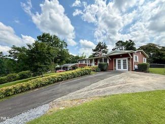2909 Sprucewood Dr, Durham, NC 27707