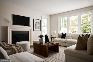 4330 Kleinot Dr, Doylestown, PA 18902