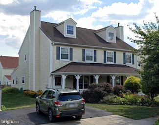 10123 Alexandra Ln, Philadelphia, PA 19116