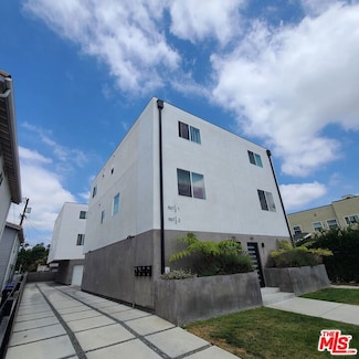 967 N Wilton Place, Los Angeles, CA 90038
