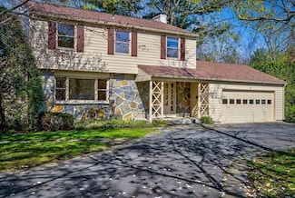 160 Gray St, Amherst, MA 01002