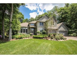 4540 4540 Medina Lake Dr, Medina, MN 55340
